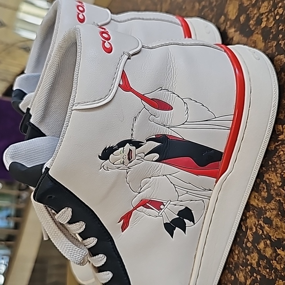 Disney X Coach Clip High Top Sneaker With Cruella Motif US Size 11B - Picture 9 of 12